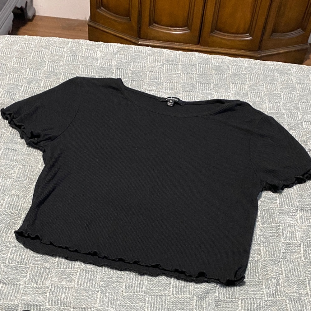 Ambiance Black Crop-Top